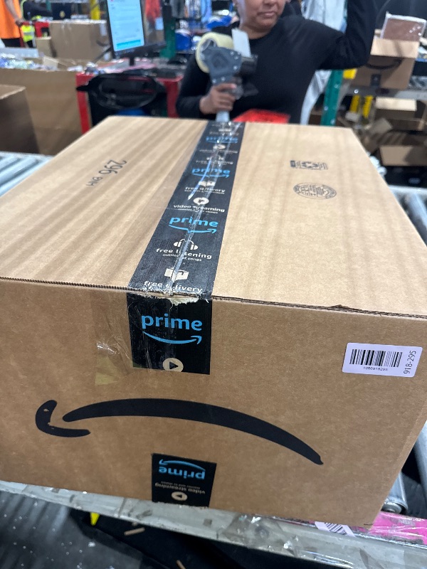 Photo 1 of ***AS IS / NO RETURNS -  FINAL SALE***
***BUNDLED BAG OF  ***
mix bag 