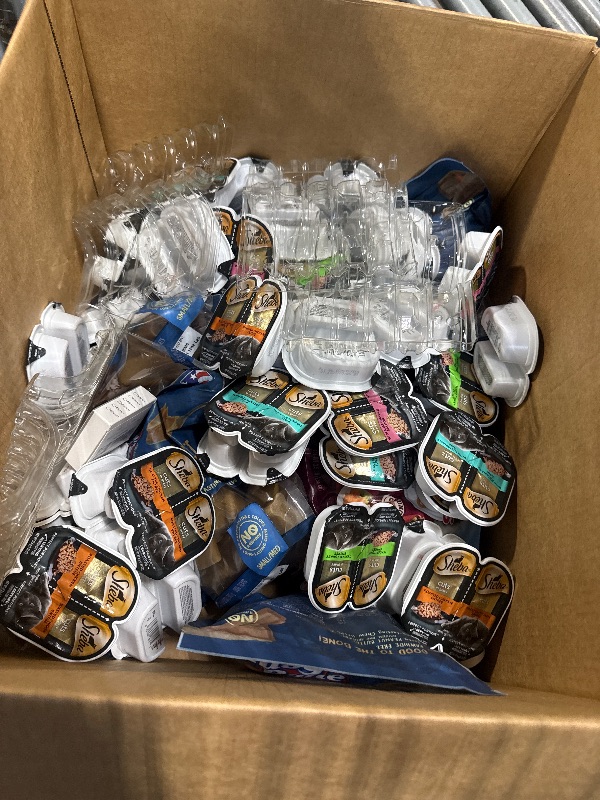 Photo 1 of ***MIXED ANIMAL FEED-FINAL SALE/MIXED ANIMAL FEED-FINAL SALE ***BEST BY: OCT2025- ABR 2026