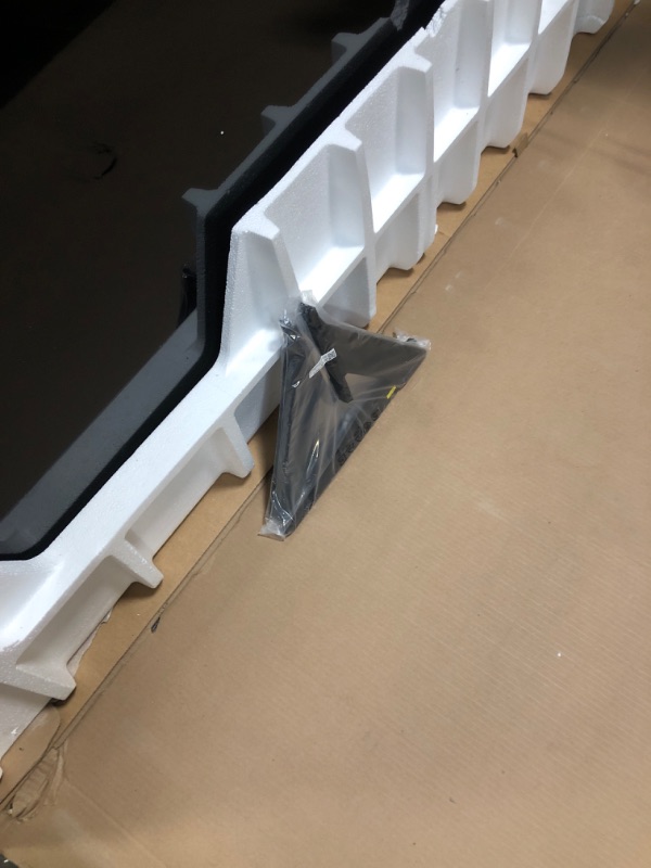 Photo 1 of ** missing remote control **lSamsung - 85” Class QN70F Series Neo QLED Mini LED 4K UHD SamsungVision AI Smart Tizen TV (2025)