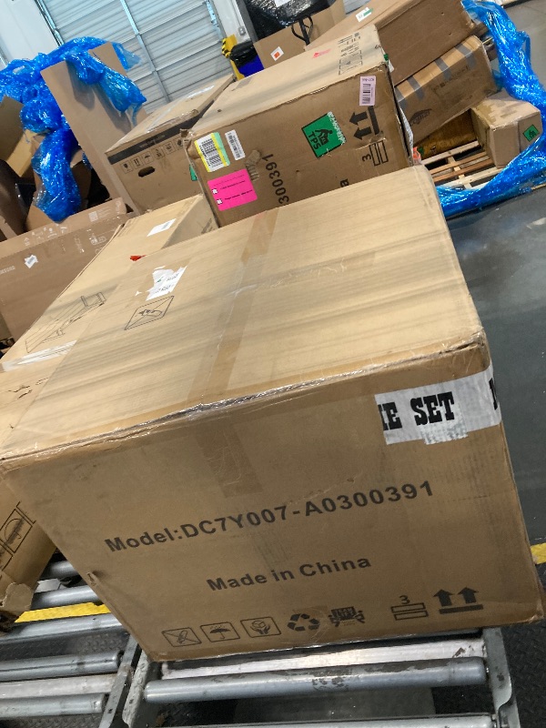 Photo 1 of *** SET OF 2 BOXES**** KISLOT Upholstered Dining Chairs with Casters Easy Assembly Modern Accent Armchair with Rollers for Diningroom Bedroom Livingroom Reading Room,Linen Fabric,2 Box