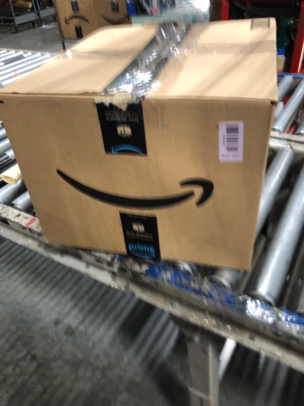 Photo 1 of  ***AS IF/ FINAL SALE/ ***
BUNDLE BOX OF MIXED ITEMS EXPIRA 2026