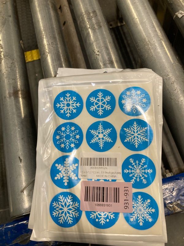 Photo 1 of 1.5 inch 120 PCS Snowflakes Merry Christmas Stickers Labels Adhesive Decorative Envelope Seals Stickers for Cards Envelopes Boxes
