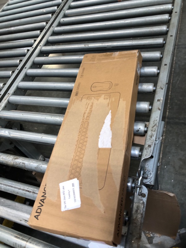 Photo 1 of ***MISSING MOUSE***Logitech MK540 Advanced Wireless Keyboard and Mouse Combo for Windows, 2.4 GHz Unifying USB-Receiver, Multimedia Hotkeys, 3-Year Battery Life, for PC, Laptop