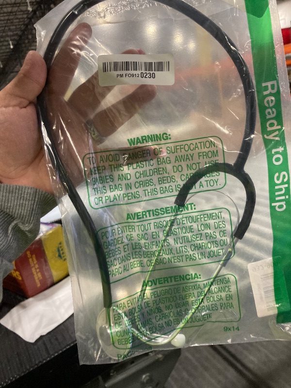 Photo 1 of ***MISSING ITEMSPrimaCare Medical DS-9197-BK Professional Classic Series Manual Adult Size Blood Pressure Kit, Emergency Bp kit with Stethoscope and Portable Leatherette Case, Nylon Cuff, Black