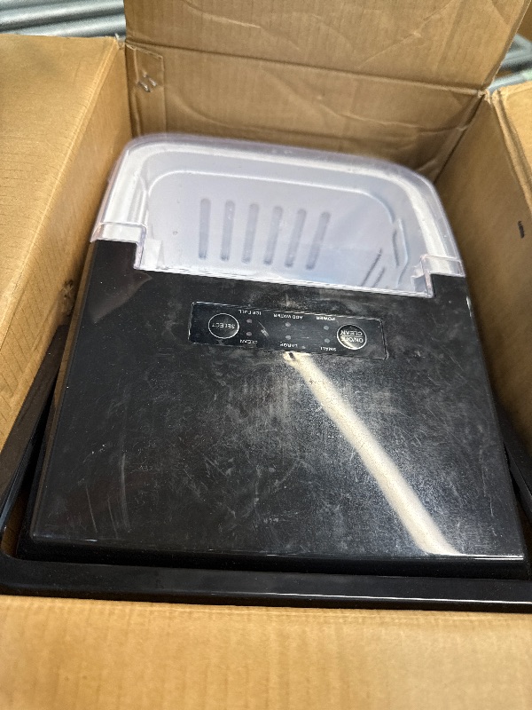Photo 1 of ** DIRTY**DUMOS Ice Makers Countertop with Handle Ice Machine, Fast in 6 Mins, 26lbs in 24 Hours, Quiet Self-Cleaning, Compact Size Portable for Home, Kitchen, RV, Camping,Modern Black