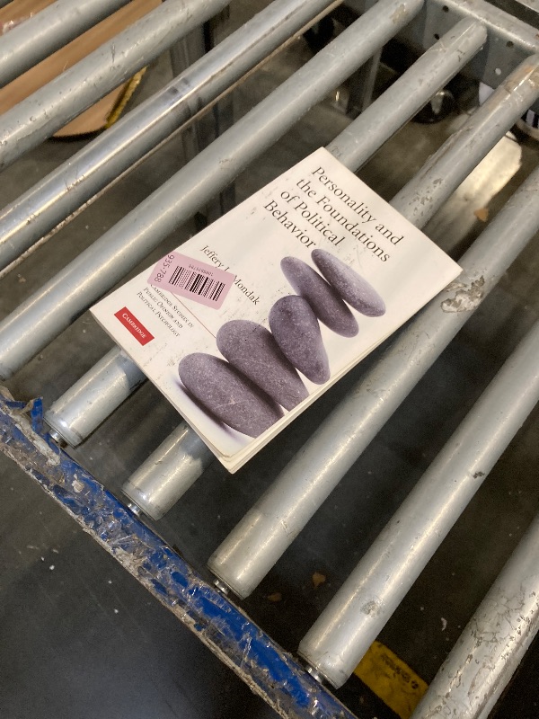 Photo 1 of ***SIMILAR ITEM***
Personality and the Foundations of Political Behavior (Cambridge Studies in Public Opinion and Political Psychology)