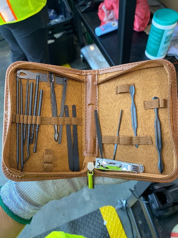 Photo 1 of **MISSING PARTS**
MINKINH Manicure Set Professional Nail Clipper Kit-26 Pieces Stainless Steel Manicure Kit,Nail Care Tools with Luxurious Travel Case