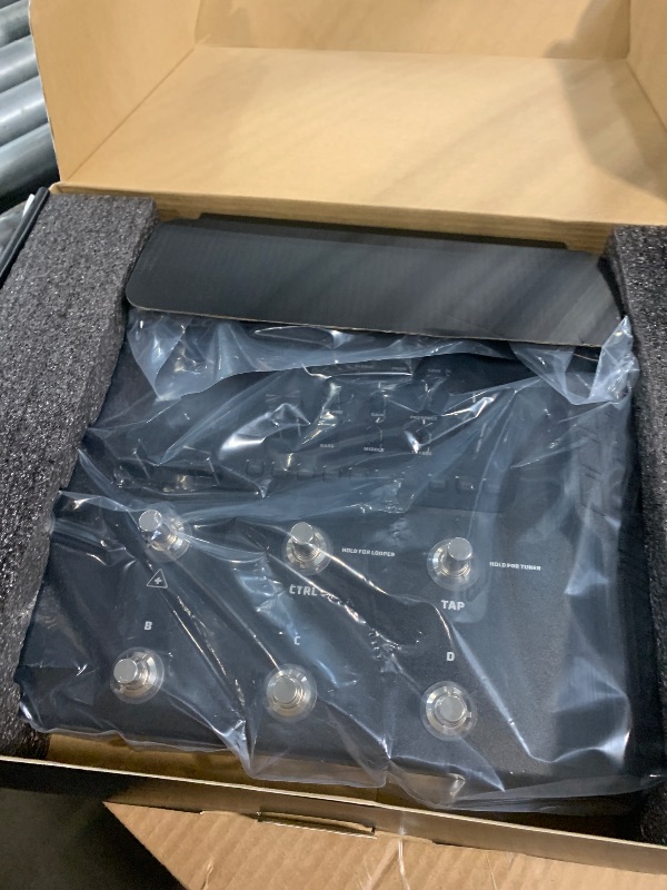 Photo 2 of VALETON Multi Effects Processor Pedal with Expression Pedal FX Loop MIDI I/O Amp Modeling IR Cabinets Simulation Stereo OTG USB Audio Interface (Include 10 Pcs Additional Footswitch Toppers)