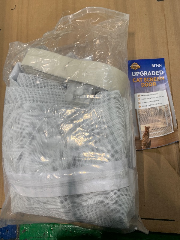 Photo 1 of ****SIMILAR*-**

Reinforced Cat Screen Door,Fits Door Opening Size 32''x 80'',Thickened Cat Proof Screen Door with Zipper Closure for Living Room,Kitchen,Bedroom.