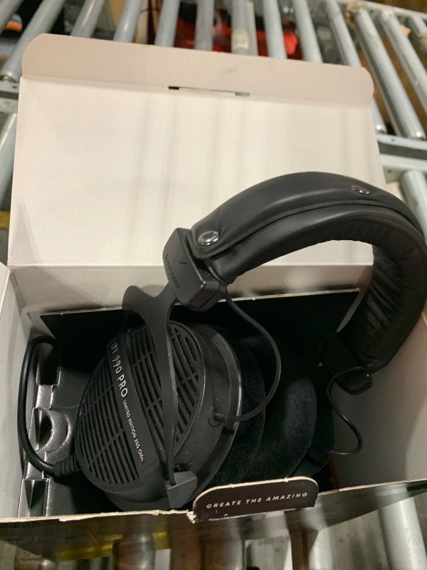 Photo 1 of **RIGHT SIDE DOESN'T WORK*
beyerdynamic DT 990 PRO 250 ohm - Limited Edition (Black, Straight Cable)