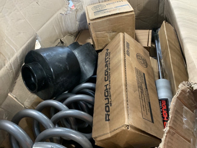 Photo 1 of ****partial set**** Rough Country 6" Lift Kit w/N3 Shocks for 2009-2018 Ram 1500 2WD | V8-30830