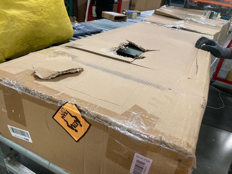 Photo 4 of Little Giant Ladder Systems, SkyScraper, M17, 9-17 Foot, Stepladder, Aluminum, Type 1A, 300 Lbs Weight Rating, (10110)