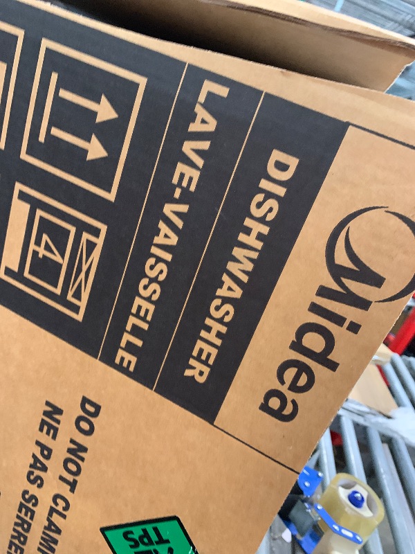 Photo 1 of *USED*
Midea MDF18A1ABB Built-in Dishwasher with 8 Place Settings, 6 Washing Programs, Stainless Steel Tub, Heated Dry, Energy Star, Black