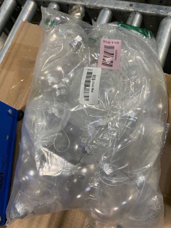 Photo 1 of 32Pcs Clear Christmas Ornament Ball, 3.15 Inches Transparent Fillable Tree Ornaments with Removable Silver Cap Hanging Cords, Flat Plastic Round Ball for Xmas Holiday Home Party Decor DIY CraftsLPNPMFP3176309
