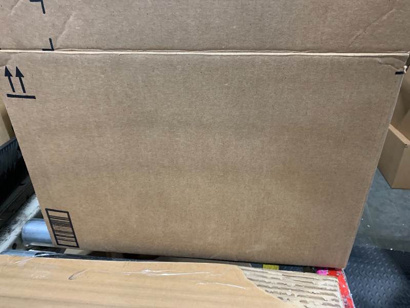 Photo 1 of ***AS IF/ FINAL SALE - NO RETURNS***
BUNDLE BOX OF MIXED ITEMS 

