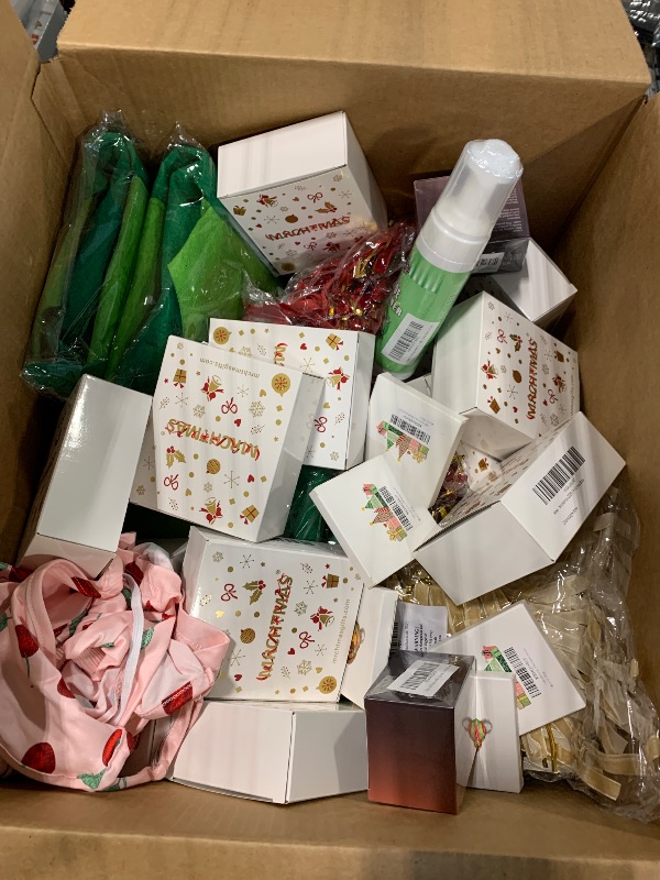 Photo 1 of ***AS IF/ FINAL SALE - NO RETURNS***
BUNDLE BOX OF MIXED ITEMS 

