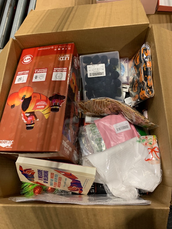 Photo 1 of ***AS IF/ FINAL SALE - NO RETURNS***
BUNDLE BOX OF MIXED ITEMS 
