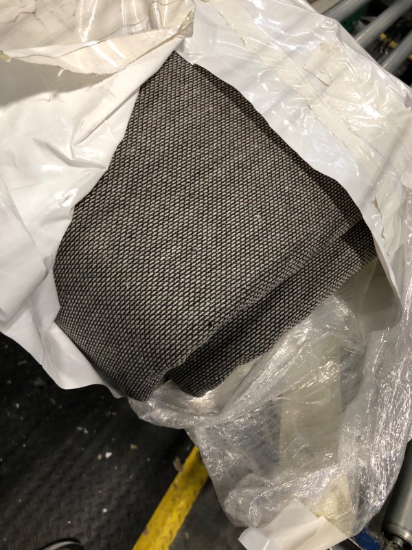 Photo 1 of *USED*
Loloi Magnolia Home by Joanna Gaines Sinclair Collection SIN-05 Jade/Sand 8'-6" x 11'-6", .25" Pile Height, Machine Washable, Area Rug