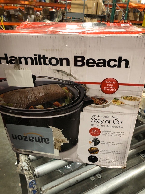 Photo 1 of ***Dented side****Hamilton Beach Slow Cooker, Extra Large 10 Quart, Stay or Go Portable With Lid Lock, Dishwasher Safe Crock, Black (33195)