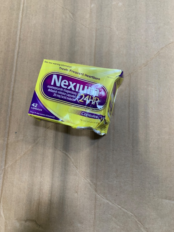 Photo 1 of *** EXP 4/2028 ***** Nexium 24HR Acid Reducer Heartburn Relief Capsules for All-Day and All-Night Protection from Frequent Heartburn, Heartburn Medicine with Esomeprazole Magnesium - 42 Count