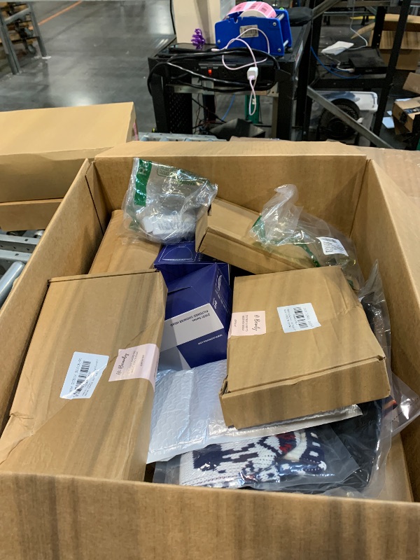 Photo 1 of **** FINAL SALE *** MIXED BULK ITEMS