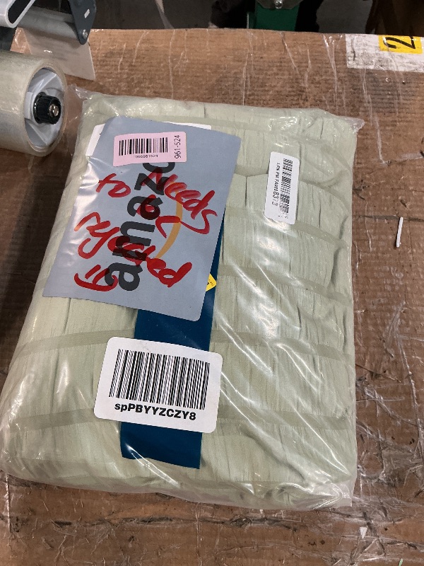 Photo 1 of ***STOCK PHOTO FOR REFERENCE ONLY***Bedsure Light Green Duvet Cover Queen Size - 3 Pieces Prewashed Cotton-Like Extra Soft Bedding Set, Includes 1 Duvet Cover 90x90 Inches with Zipper Closure & 2 Pillow Shams, Comforter Not Included