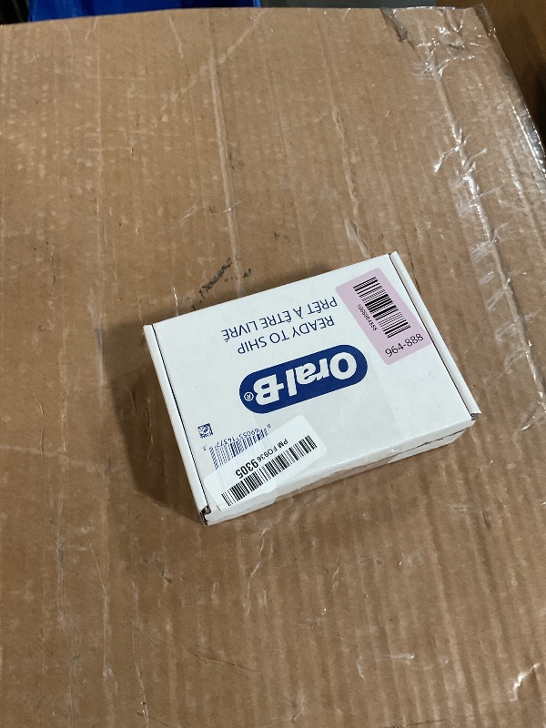 Photo 1 of ***MISSING PARTS***
Oral-B iO Ultimate Clean Replacement Brush Heads, 5 Count, 4 Ultimate Clean + 1 Gum & Sensitive White