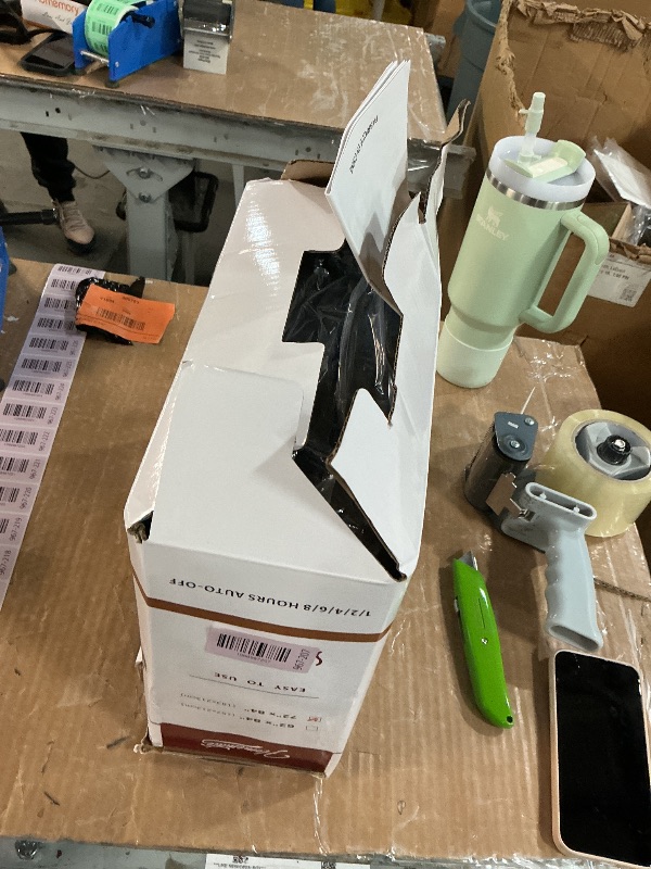 Photo 1 of ***MISSING CHARGING CABLE/NOT ABLE TO HEAT

Homemate Electric Heated Blanket Full Size - 72"x84" Heated Bed Blanket Throw with 10 Heating Levels 8 Hours Auto Off Fast Heating Over-Heat Protection-Ultra Soft Flannel ETL Certified, Black