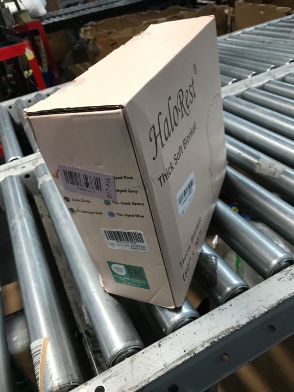 Photo 1 of ***FACTORY SEALED***HaloRest Faux Fur Throw Blanket, Thick 1000GSM Fluffy Cozy Throw Blankets for Bed, Luxury Plush Striped Warm Soft Blanket for Couch LivingRoom Home Decor & Gifts(50"x 70", Beige)