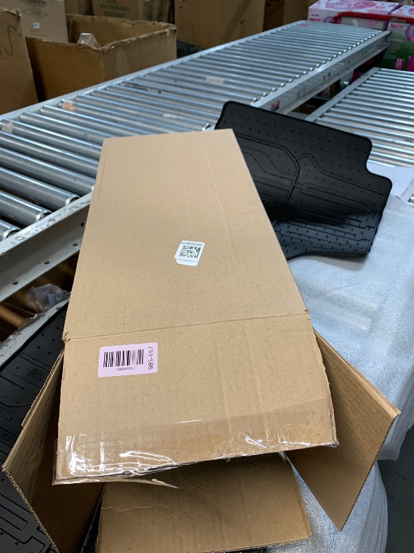 Photo 1 of 

2021-2025 GMC Yukon / Yukon XL All Weather 2nd Row Floor Mat 84503159 Black OEMSecond-Row One-Piece Premium All-Weather Floor Mat in Jet Black