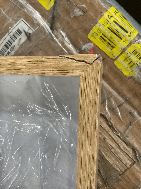Photo 1 of ***One corner damaged********gifthub Shadow Box Frame, Multi-Size Wooden Photo Frame for Dried Flower, Rectangular Glass Display Case for Flora Ticket Crafts, Desktop Decoration Accessories(Wood,4 x 6 inch)