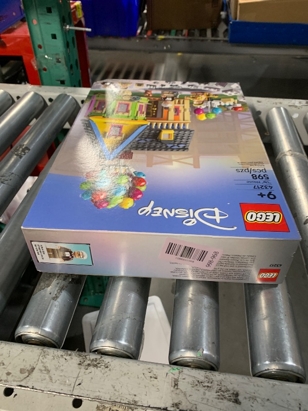 Photo 1 of ***FACTORY SEALED***LEGO Disney and Pixar ‘Up’ House, Classic Disney Celebration Building Toy Set for Kids and Movie Fans Ages 9 and Up, A Fun Gift for Fans and Anyone Who Loves Creative Play, 43217