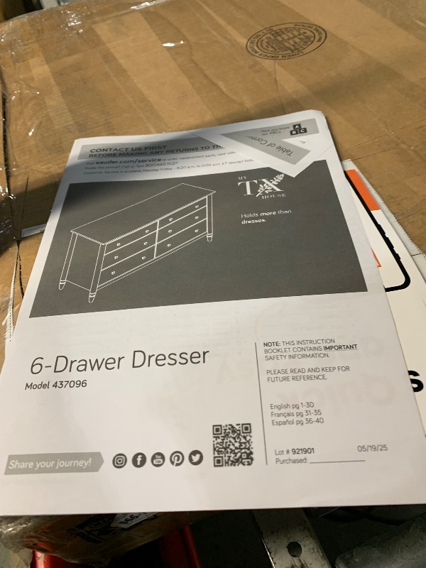 Photo 1 of (box 2/2)
Graco Benton 6 Drawer Double Dresser (White) – Easy New Assembly Process, Universal Design, Durable Steel Hardware and Euro-Glide Drawers with Safety Stops, Coordinates with Any Nursery