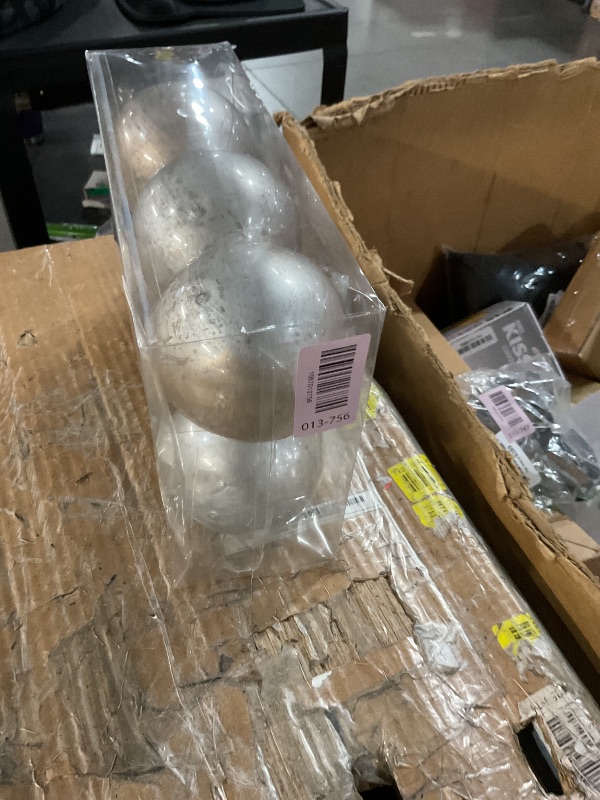 Photo 1 of ***(MINOR DAMAGE/ MISSING PARTS)***VioraWhite 12 Pcs 4 Inch Large Christmas Mercury Glass Ornaments Balls Silvery Vintage Rusty Textured Neutral Plastic Shatterproof Hanging Balls Ornaments for Xmas Tree Table Home Decor
