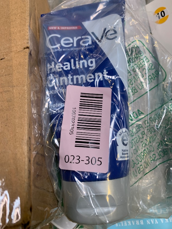 Photo 1 of **USED** CeraVe Healing Ointment, Hydrating Skin Protectant With Petrolatum, Hyaluronic Acid & Ceramides, Face & Body Skin Barrier Repair For Cracked, Chafed, Dry Skin, Fragrance Free & Lanolin Free, 5 Oz