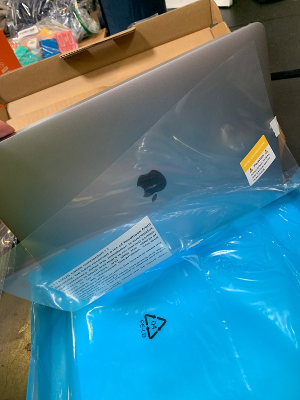 Photo 1 of NON FUNCTIONAL-- PARTS ONLY -------------------------------GBOLE Screen Replacement for MacBook Air A2337 M1 2020 Year EMC 3598 Retina Display LCD Screen Full Assembly Complete Top Assembly 13.3" 2560x1600 (Space Gray)