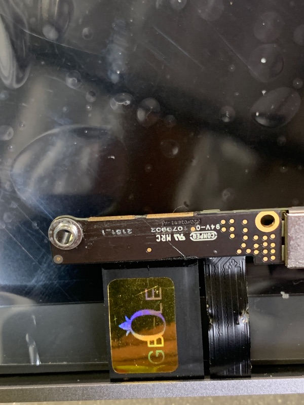 Photo 1 of NON FUNCTIONAL-- PARTS ONLY -------------------------------GBOLE Screen Replacement for MacBook Air A2337 M1 2020 Year EMC 3598 Retina Display LCD Screen Full Assembly Complete Top Assembly 13.3" 2560x1600 (Space Gray)