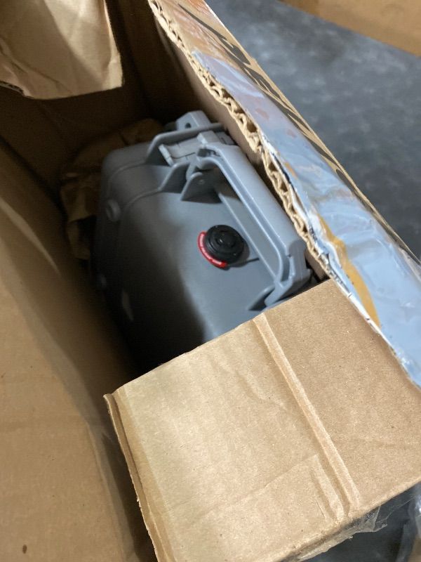 Photo 1 of Pelican 1450 Case With Foam (Silver)