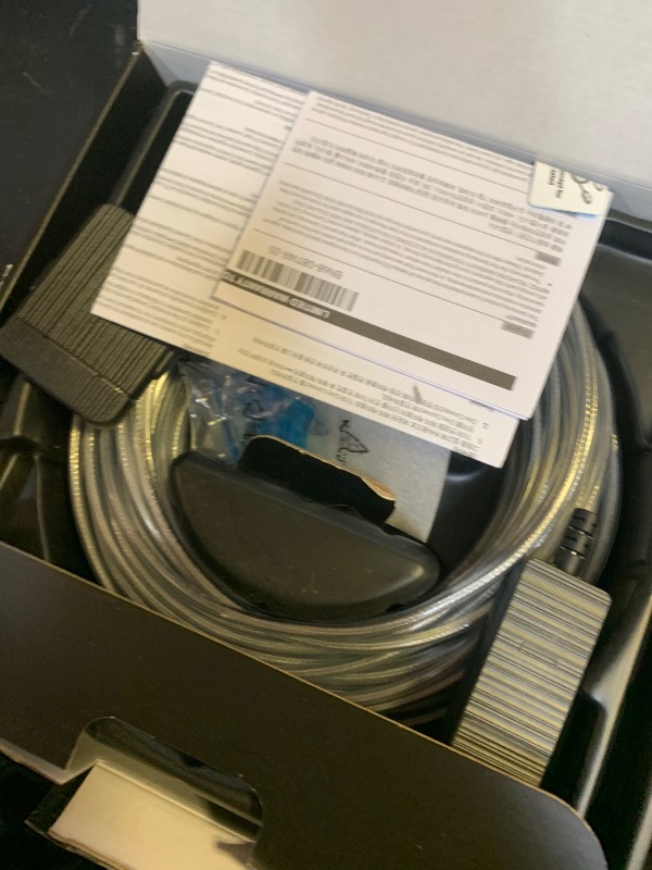 Photo 1 of Samsung 15m One Invisible Connect Cable for QLED 4K & The Frame TVs (Model) - White - VG-SOCR15/ZA