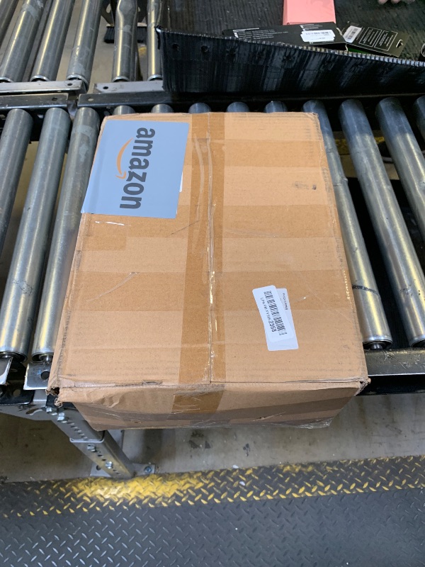 Photo 1 of Dailyset 10-Pack White Round Tablecloths, 70 Inches, Stain-Resistant Polyester for 3-4 Ft Round Tables - Washable Table Covers for Weddings, Banquets, Birthday Parties, Events