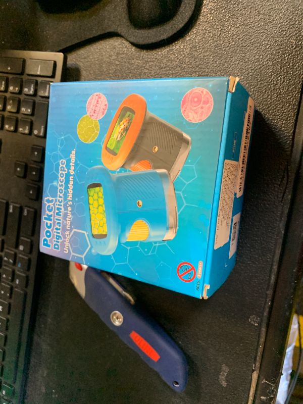 Photo 1 of 1000X Handheld Microscope for Kids, 4K 2.4" Screen Digital Kids Microscopes with 12 Slides, Portable Edu Toys Gifts for Age 3 4 5 6 7 8 9 10 11 12 Year Old Boys Girls Children Students(Blue)