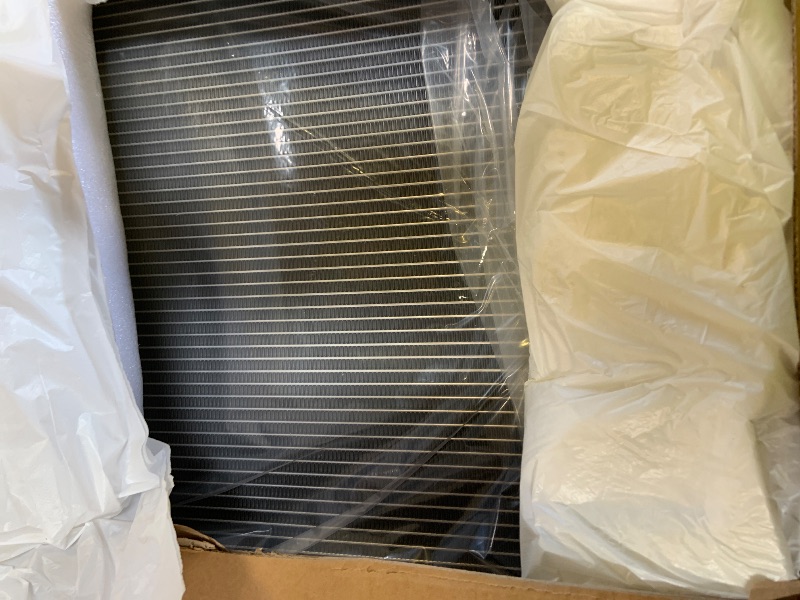 Photo 1 of RadRace 2 Row Core Radiator For 1999-2005 2000 2001 Ford F250 F350 F450 Super Duty 6.8L 7.3L Powerstroke Radiators Full Aluminum Downflow Radiador 2002 2003 2004 99 01 02 03 04 05 Radiadors