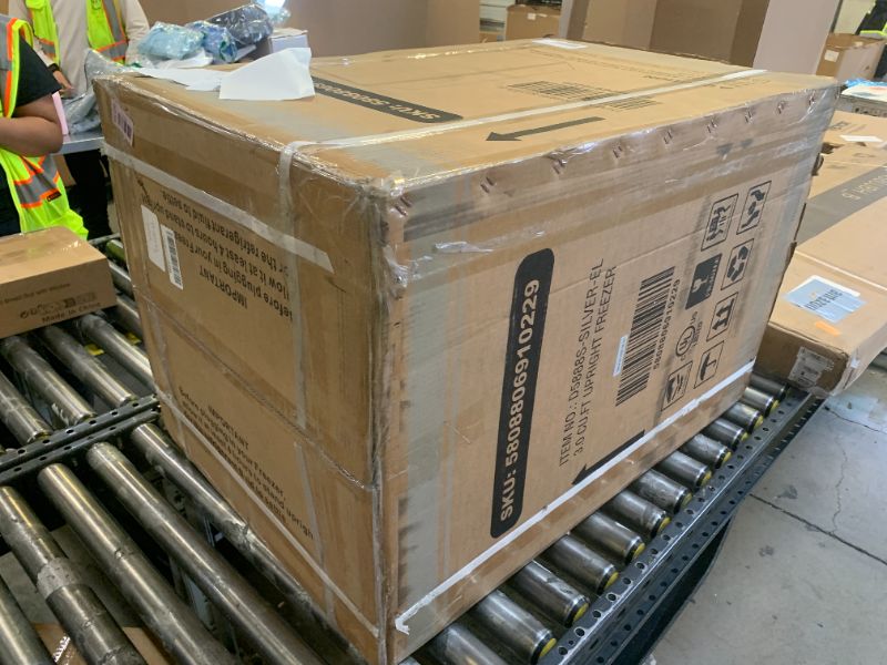 Photo 1 of Kismile Upright Freezer,3.0 Cu.ft Mini Freezer with Reversible Single Door,Removable Shelves,Small Freezer with Adjustable Thermostat for Home/Kitchen/Office (White)