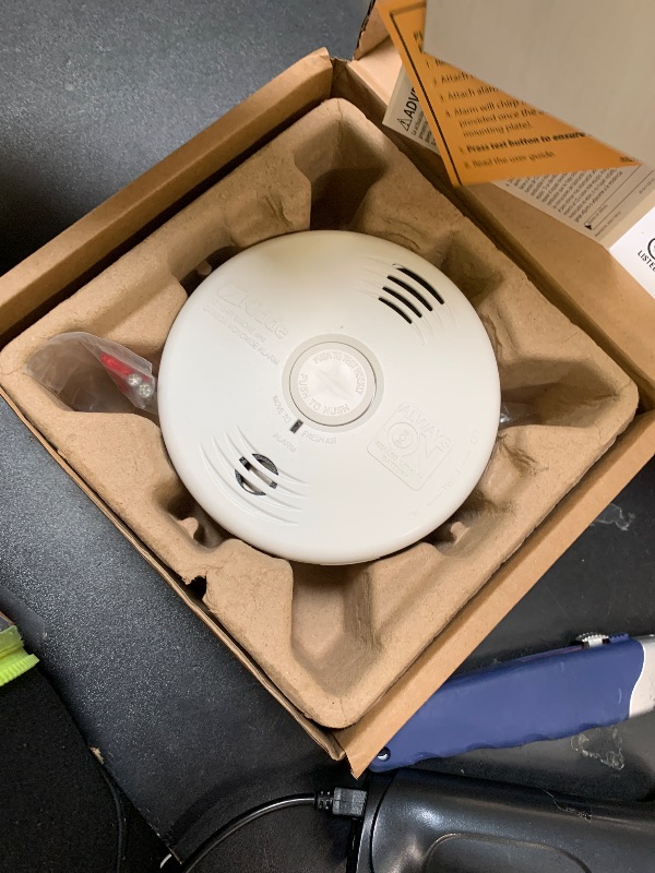 Photo 1 of Kidde  & Carbon Monoxide Detector, 10-Year Battery, Voice Alerts , 1 Count ( Pack of 1)