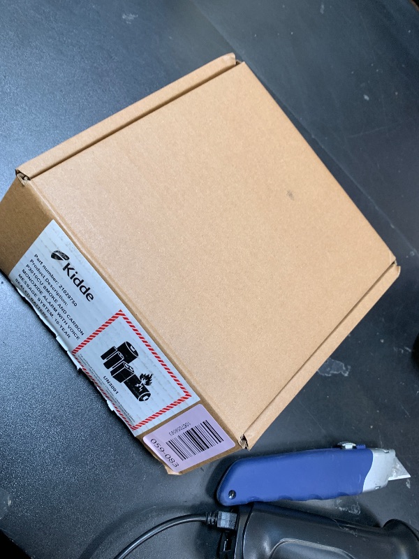 Photo 1 of Kidde  & Carbon Monoxide Detector, 10-Year Battery, Voice Alerts , 1 Count ( Pack of 1)