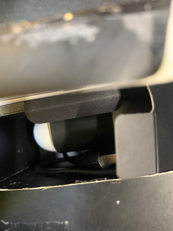 Photo 1 of Beats Studio Buds - True Wireless Noise Cancelling Earbuds - Compatible with Apple & Android, Built-in Microphone, IPX4 Rating, Sweat Resistant Earphones, Class 1 Bluetooth Headphones - White