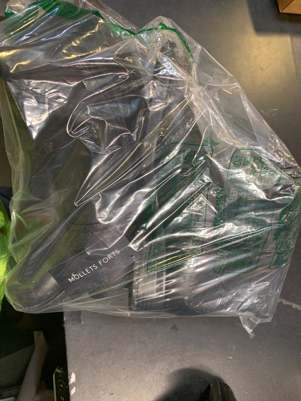 Photo 1 of Botte cavalière en cuir Penny mollets forts