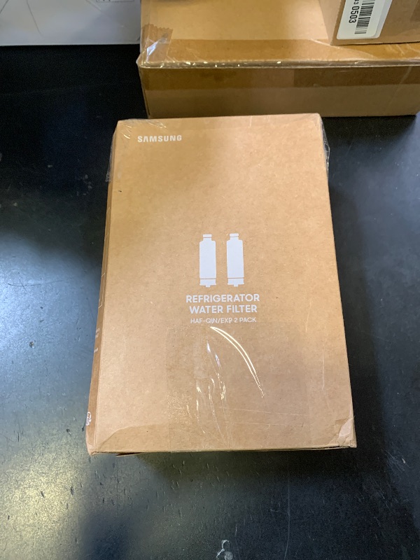 Photo 1 of Samsung HAF-QIN-2P/EXP Genuine Refrigerator Water Filter, Reduces 99% of Harmful Contaminants for Clean, Clear Drinking Water, 6-Month Life, Easy Install, Pack of 2