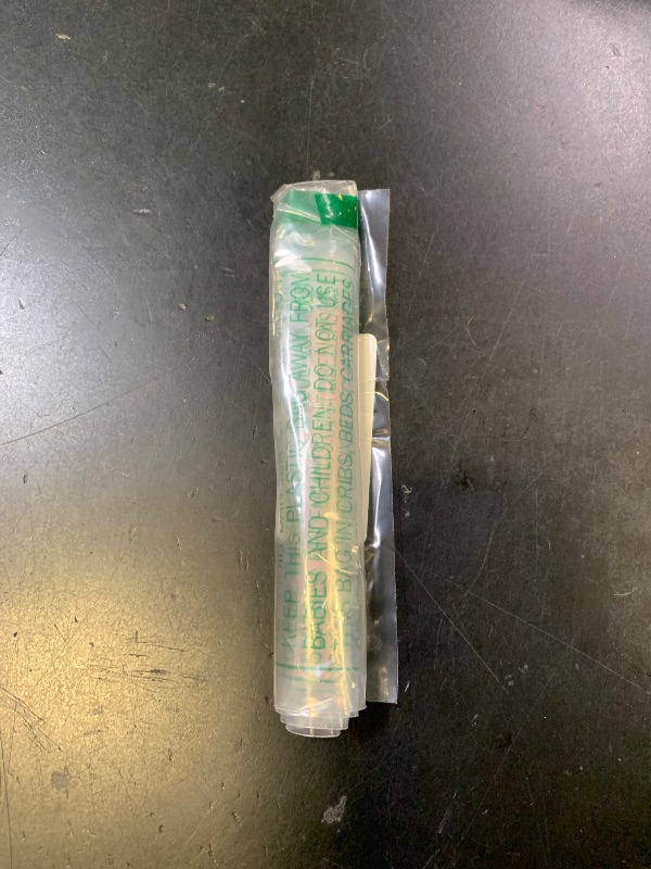 Photo 1 of ?1 Pack? Cleaner Kit for Apple Airpods 4 Earbuds,Cleaning Kit Pen Shape with Soft Brush Flocking Sponge Tool for Bluetooth Earphones Headphones Charging Case,Phone,Camera and Computer(Pink)