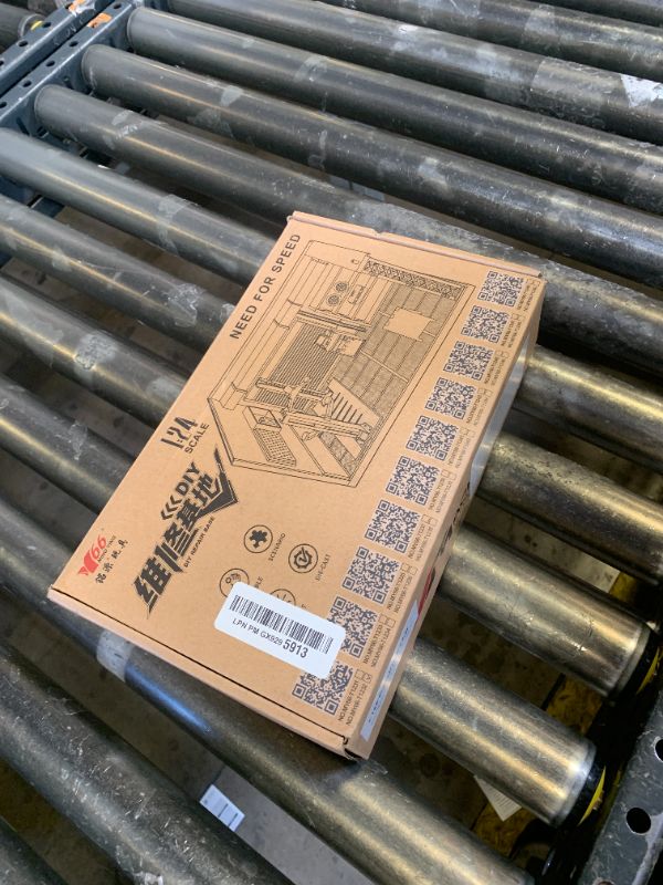 Photo 1 of 1/24 Garage Scene Model,Car Display Case Diecast Diorama Garage Miniature Scene Parking Lot PVC Assembly with Light Parking Space Model Display Frame Toy Display Box